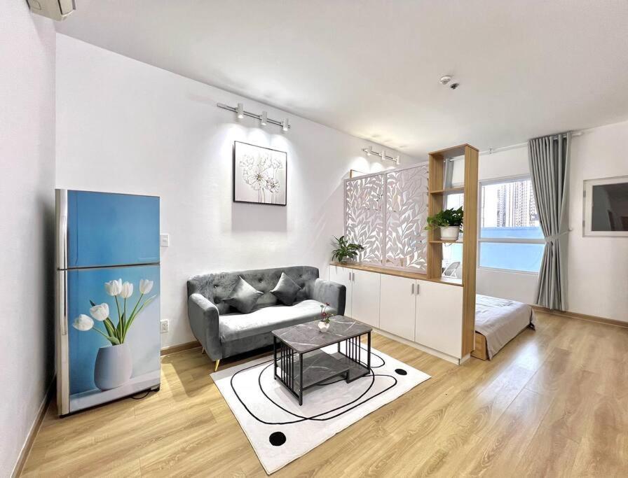 Charmington La Pointe Studio D10-city Sunshet View * TP. Hồ Chí Minh